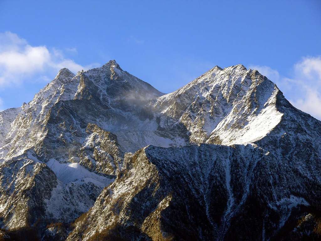 La Grande Roise (3357 m) e la Becca di Salè (3137 m), versante nord-est
