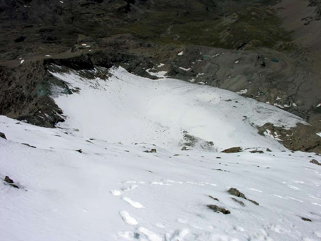 Tessonet glacier and Colle dell'Invergneux seen climbing Punta Tersiva 3515m 05 agosto 2005