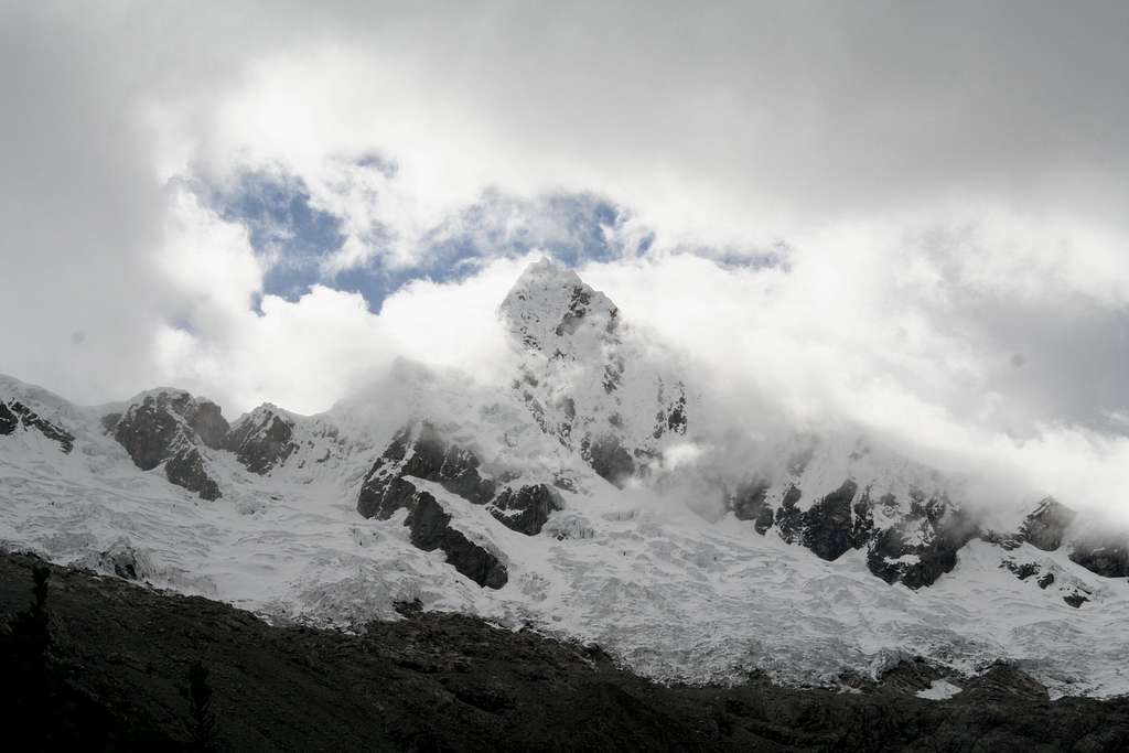 The famous Alpamayo peak