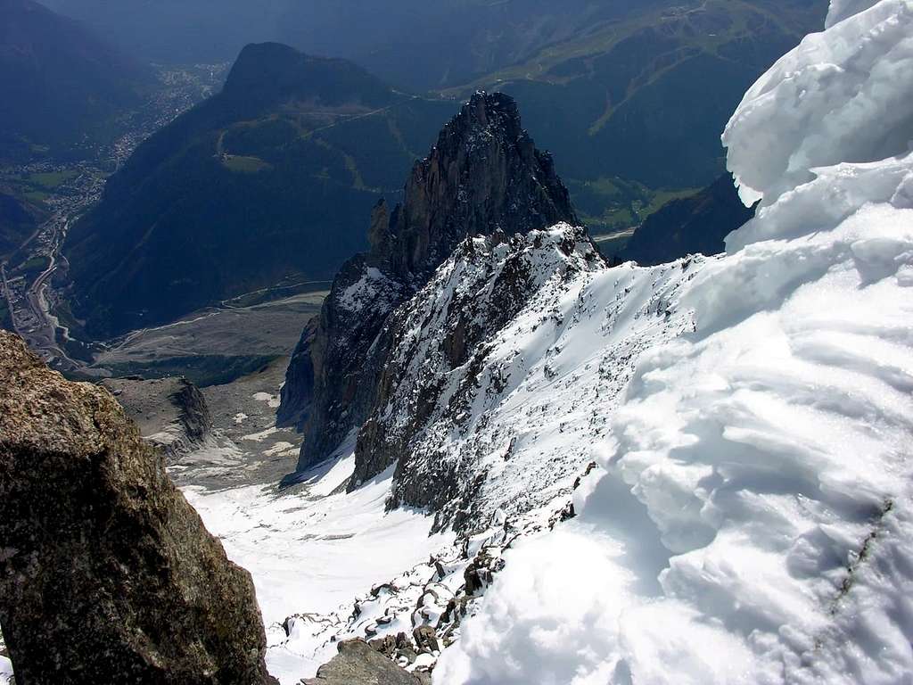 L'aiguille de la Brenva (3278 m)
