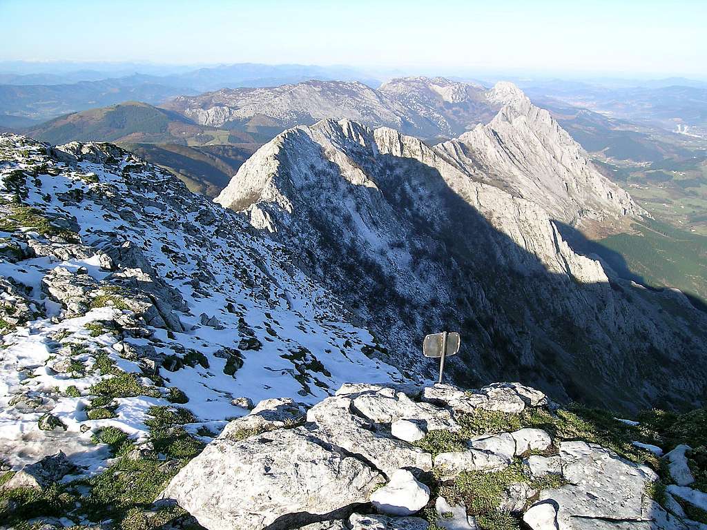 Anboto Ridge