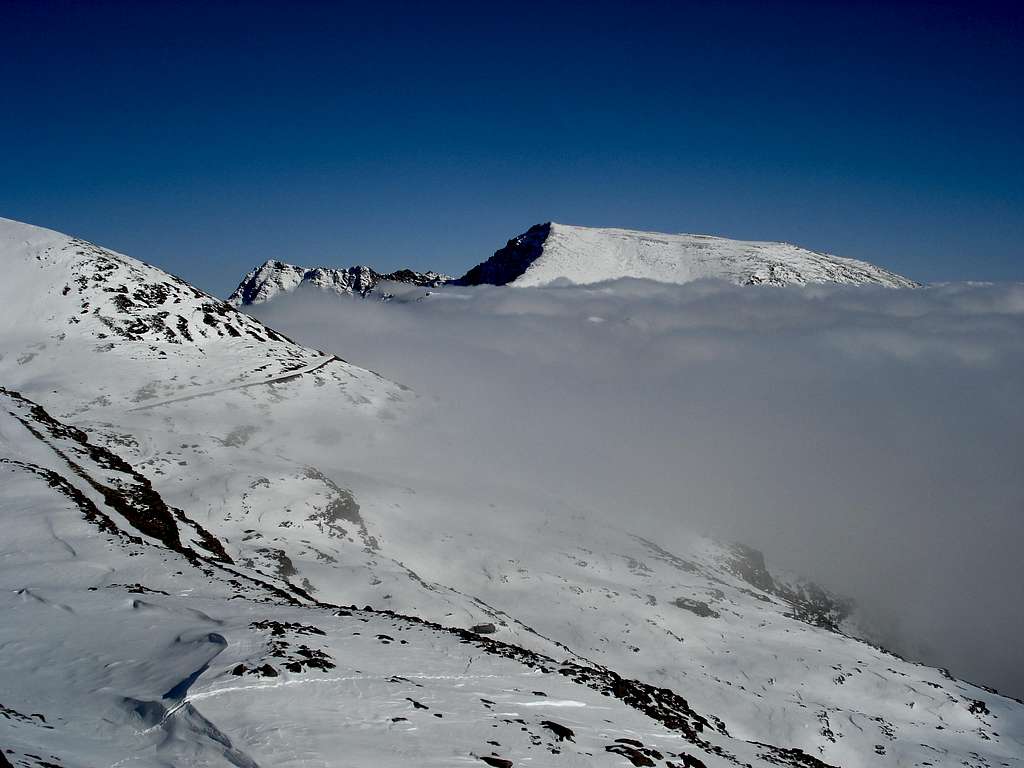 Mulhacén (3482m) with clouds sea