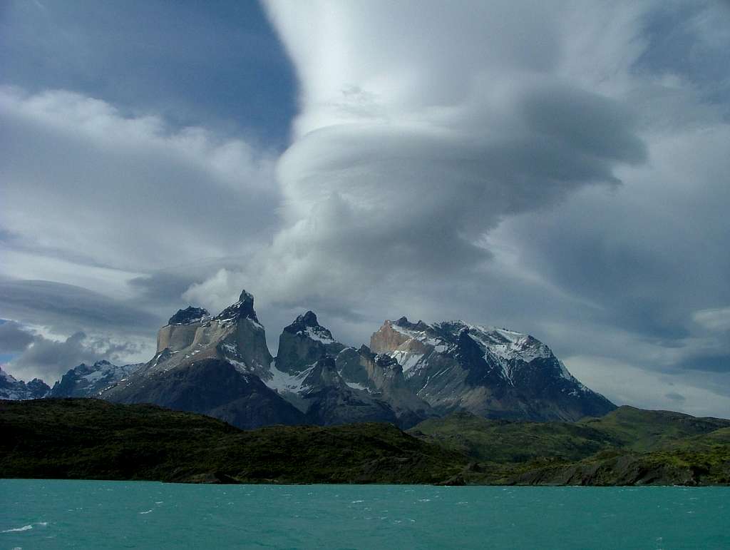 Cuernos del Paine (... in stormy weather)