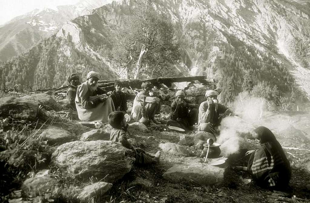 Tea break in Kashmir