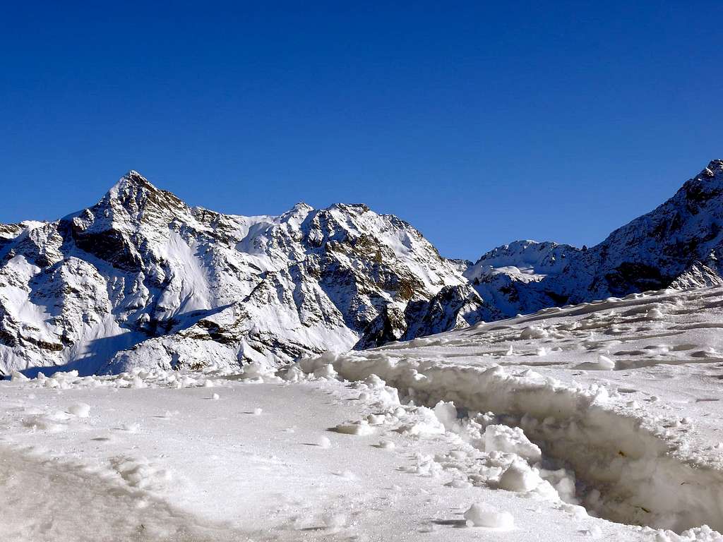 The Becca di Luseney (3504 m),
