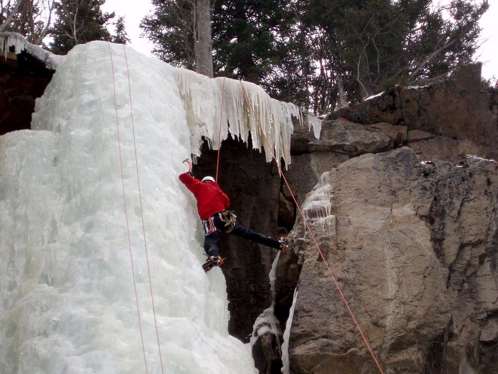 Downclimbing Ice with a Stem