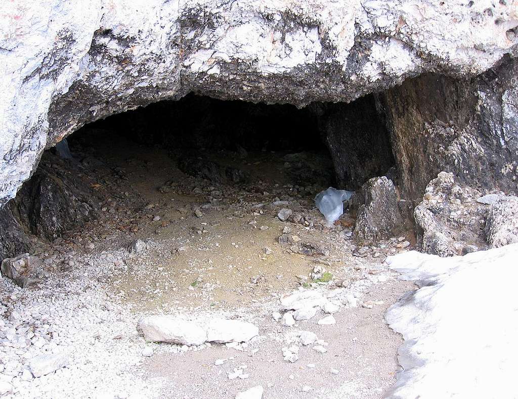 dei pagani cave