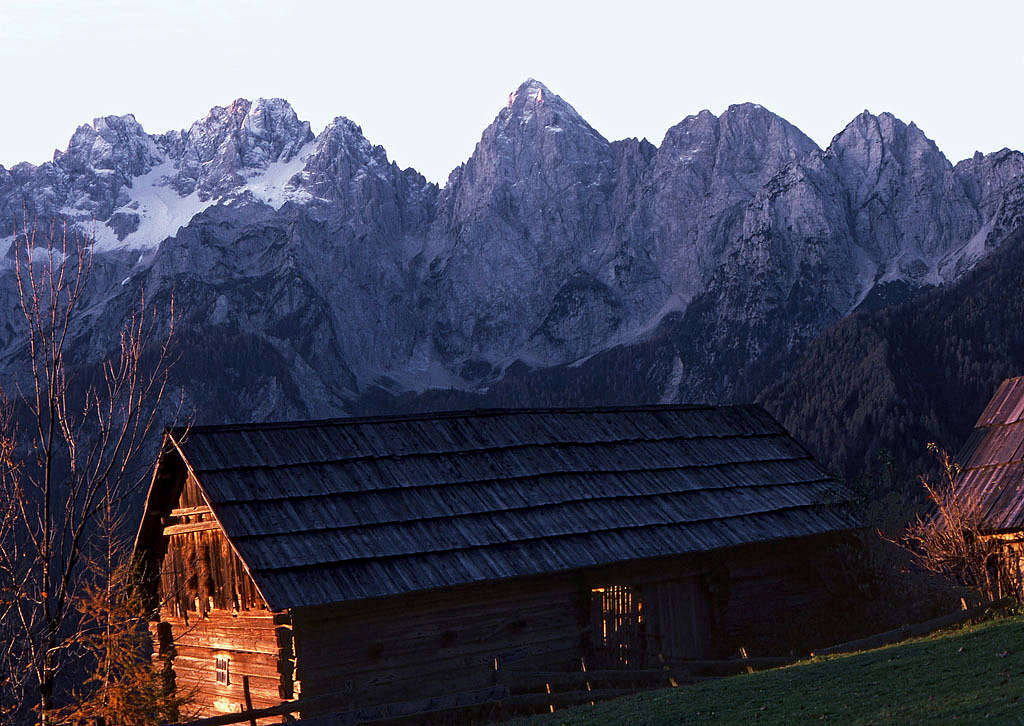 Old barn on Srednji vrh -...