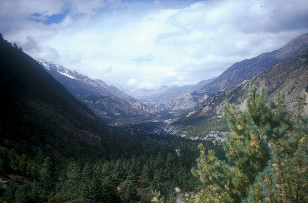 Nyesyang valley
