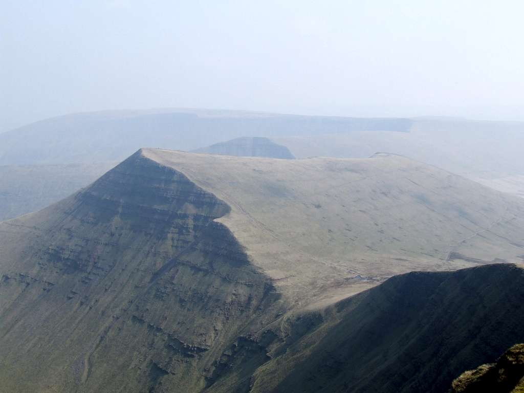 Cribyn viewed from the west