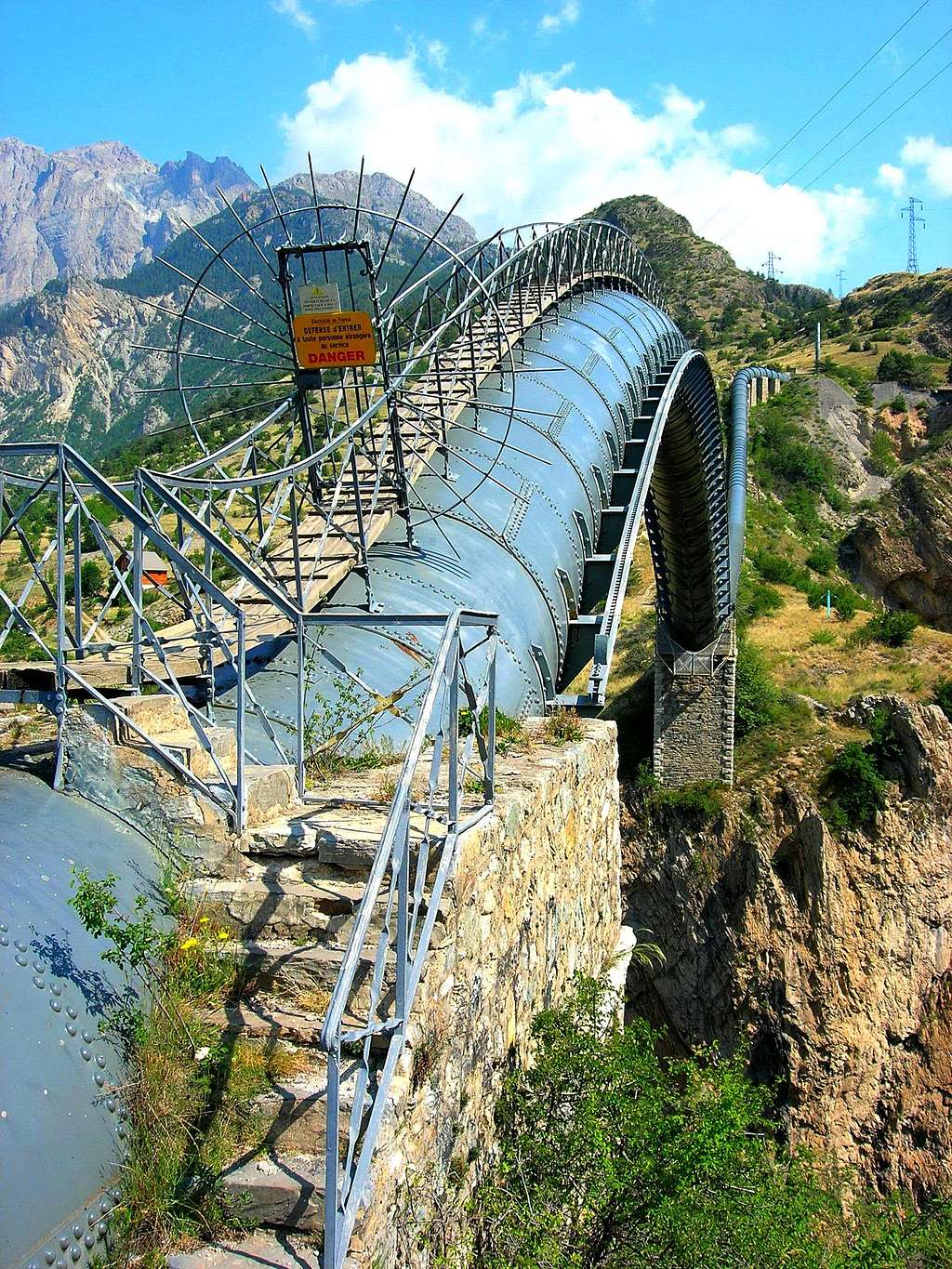 Waterbridge over the Durance