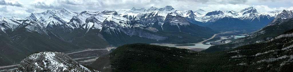 Mini Panorama from Loder Peak