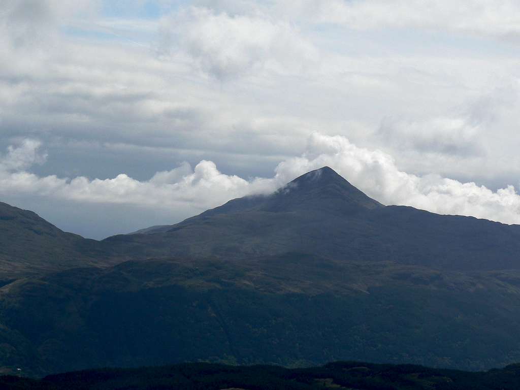 Ben Lomond surrounded by clouds