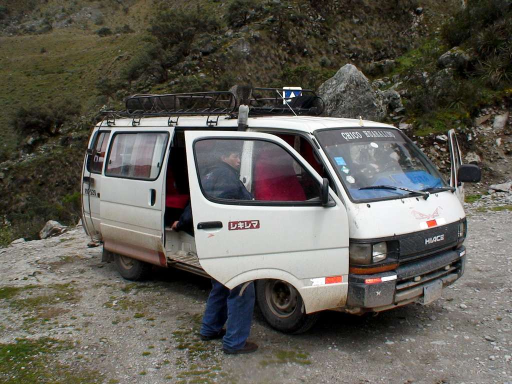 Party Bus (Cebollapampa)