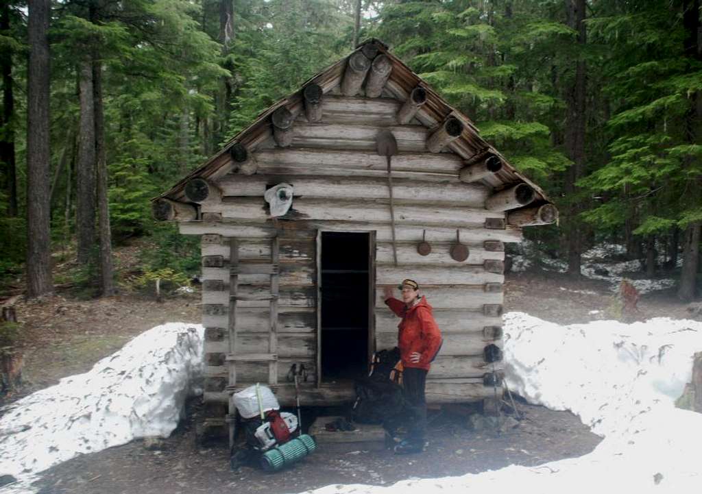 Freezeout Cabin (outside)
