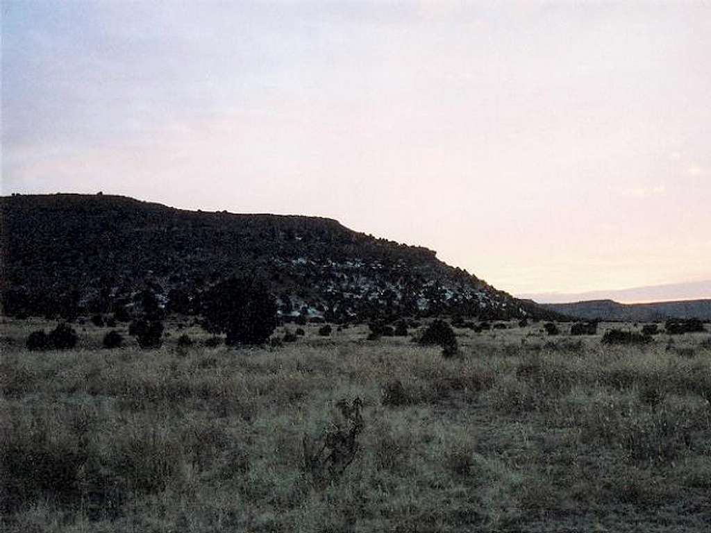 Black Mesa (1,517 m - 4,975...