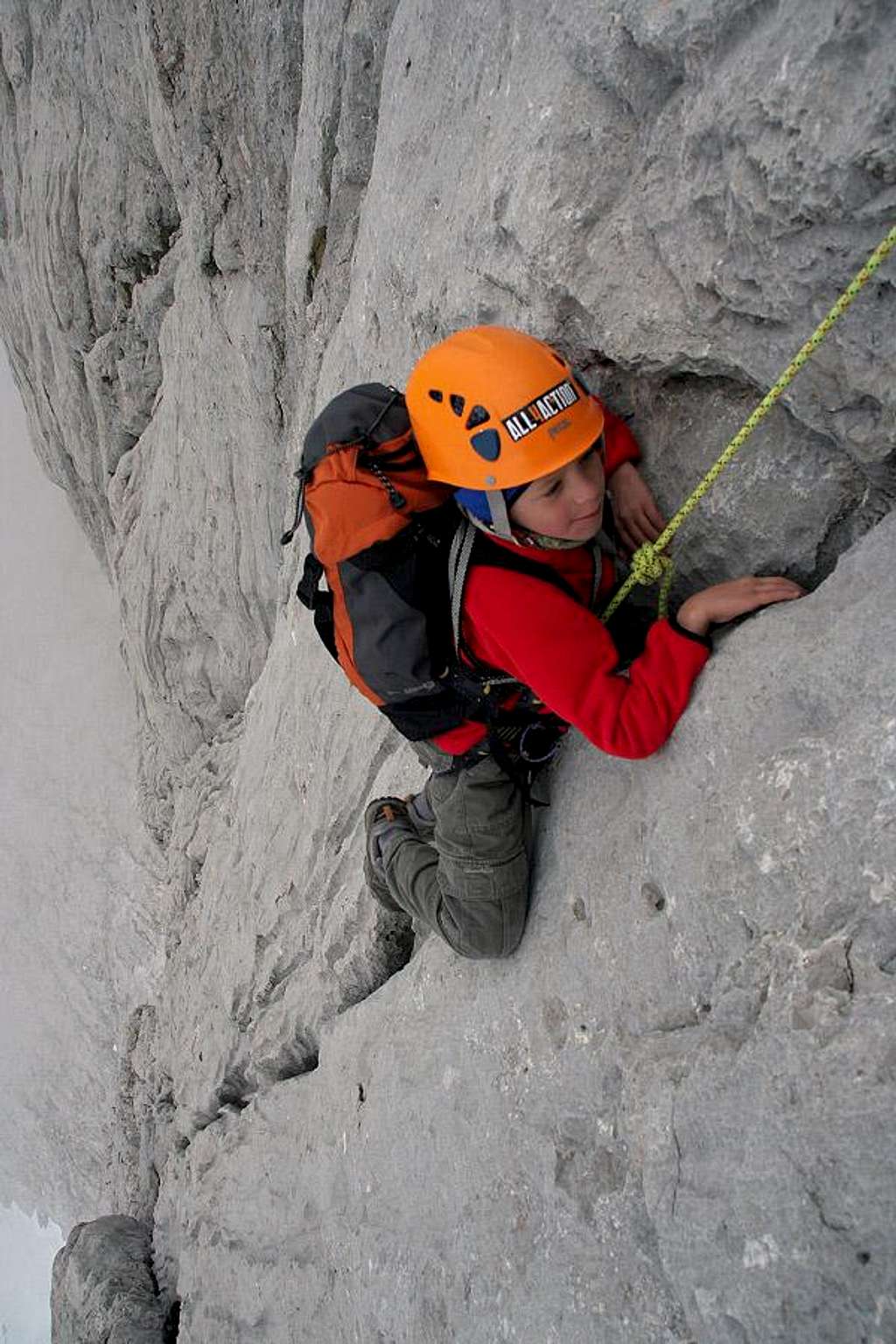 Jon Cruces climbing 'Naranjo de Bulnes'