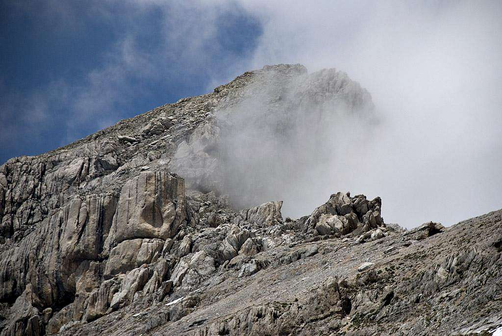 Monte Corvo, southeast ridge