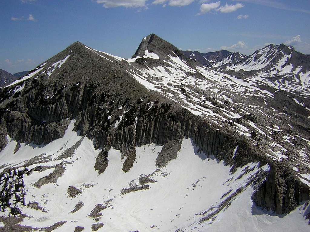 Unnamed peak 11,137 and Pfeifferhorn viewed from Lightning Ridge