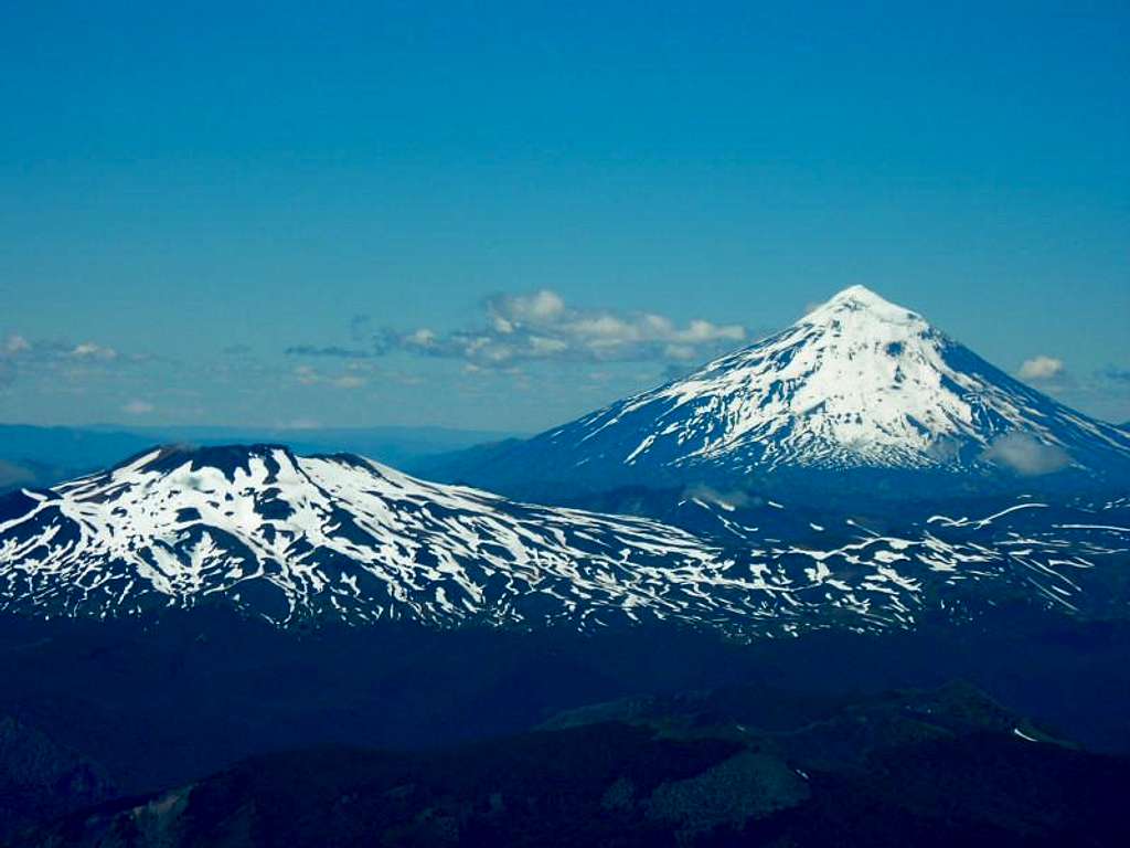 Volcan Lanin (3776m)