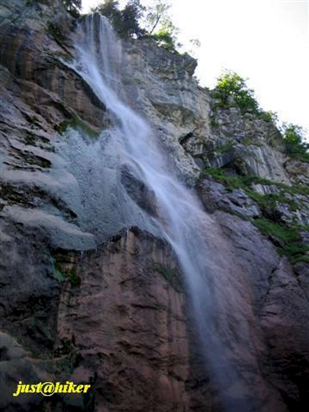 Skakavac waterfall