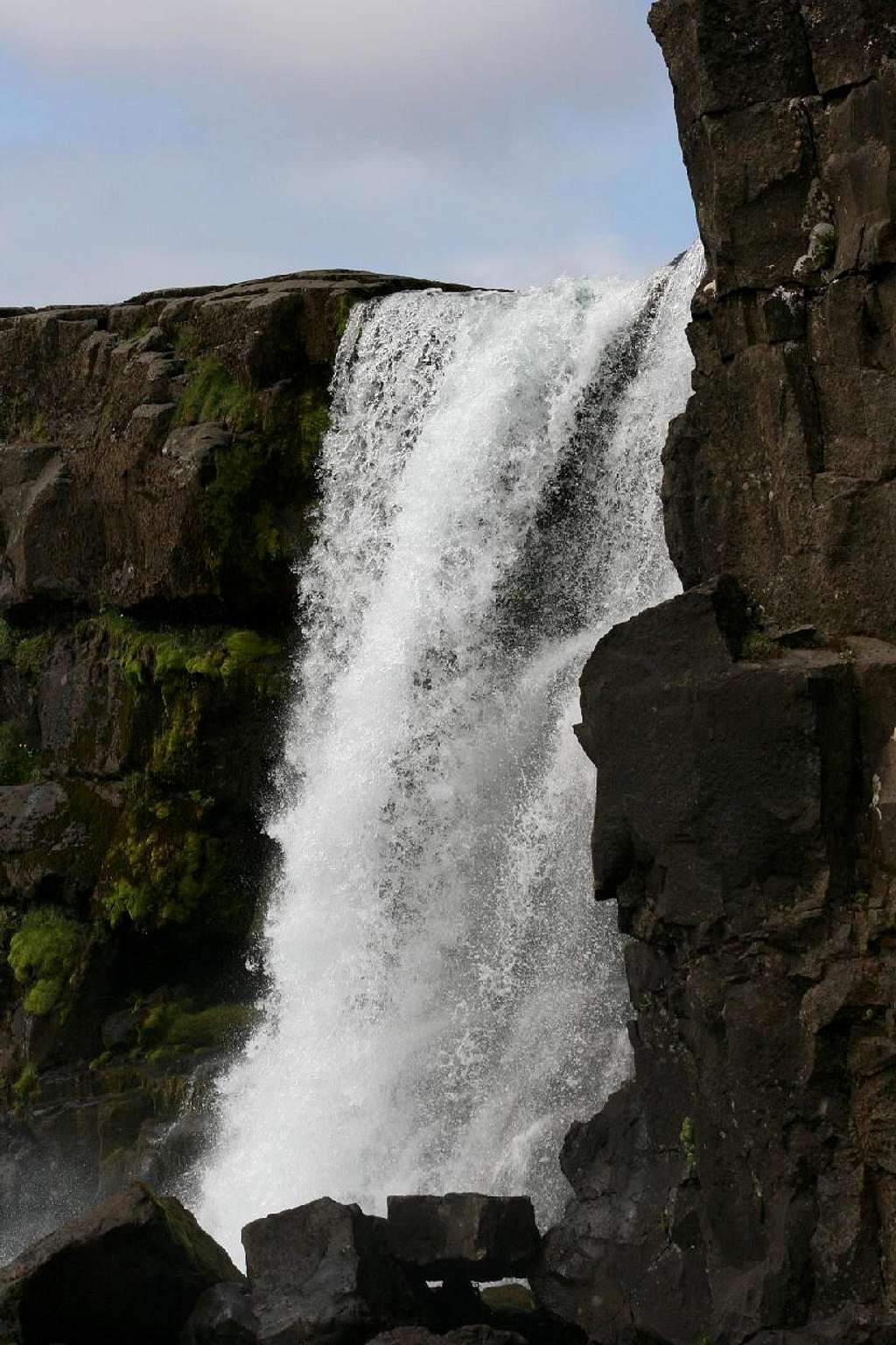 Oxura Falls