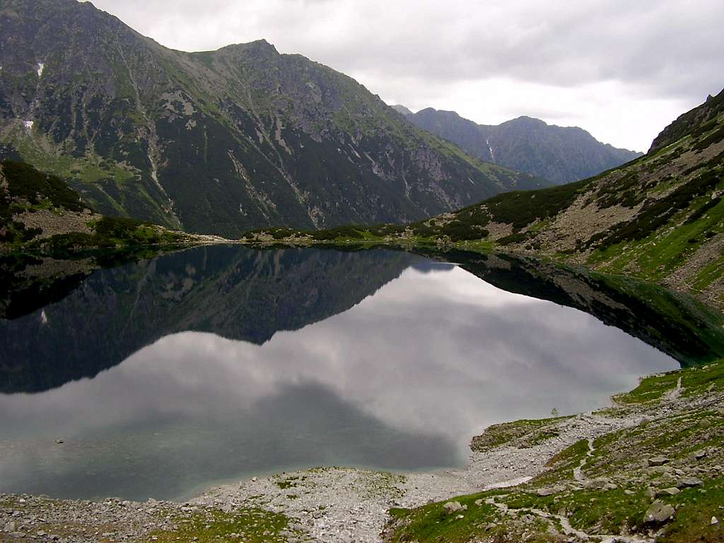 The lake Czarny staw pod Rysami