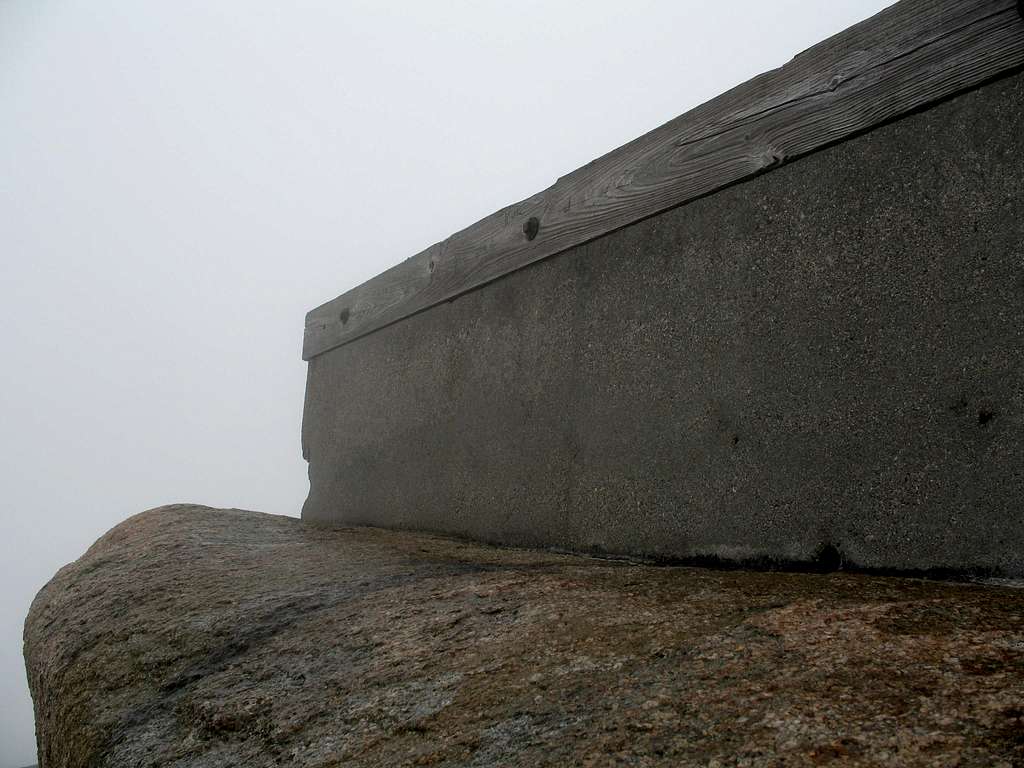 Garfield summit