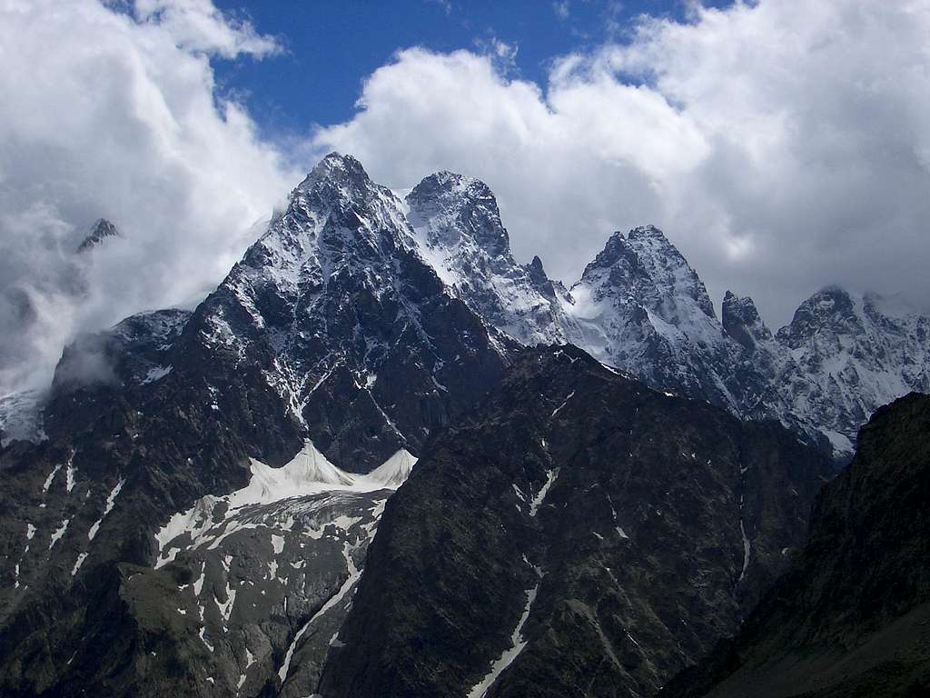 Mont Pelvoux (Alps-Ecrins, 3946m)