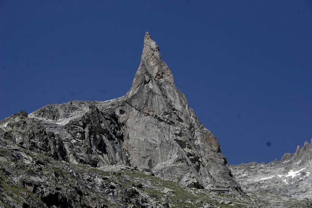 Aiguille Dibona from the trail