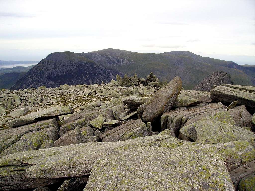 Pen y Ole Wen - Carnedd Dafydd and Llewelwyn from Glyder Fach