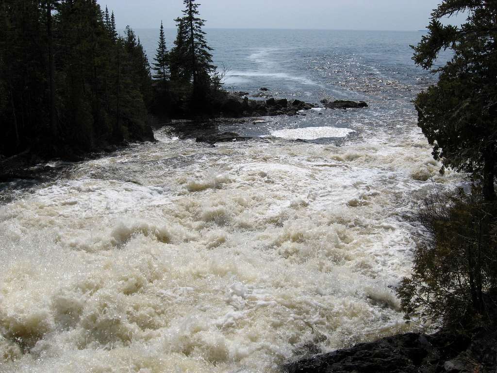 montreal falls