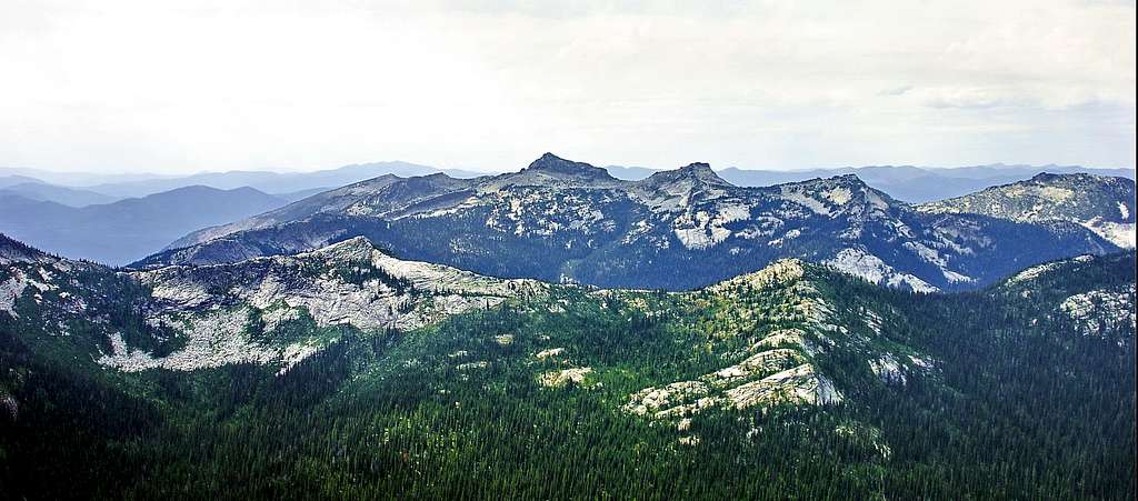 Lions Head from the ridge above Ball Lake