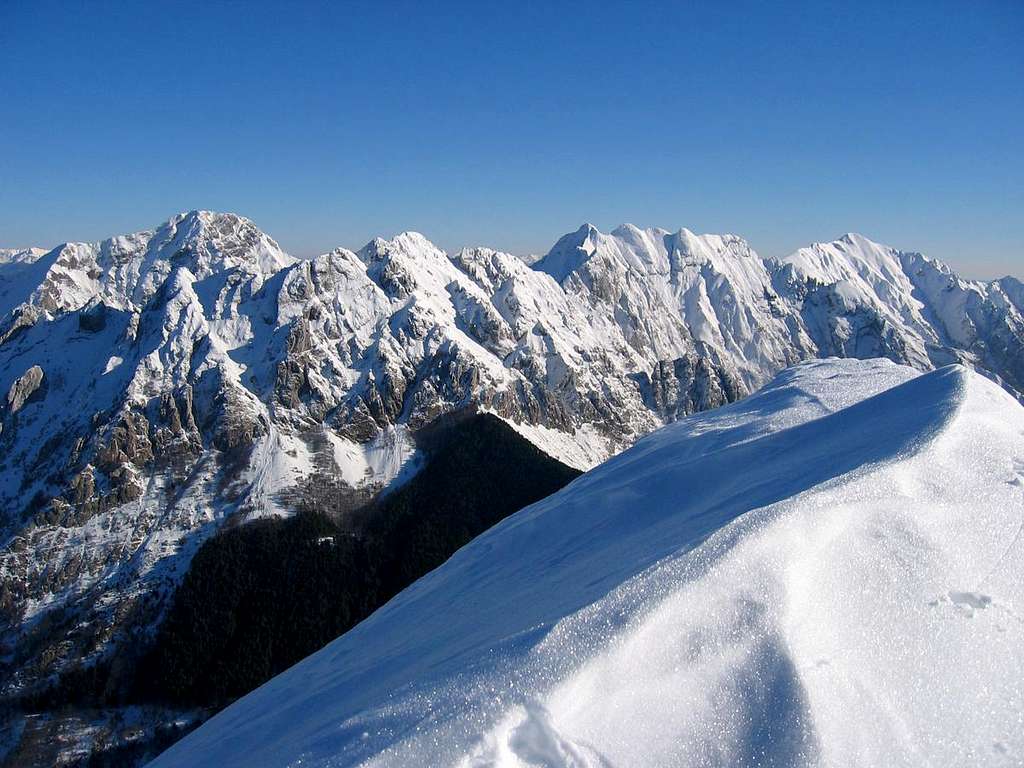 Main Ridge from Monte Sagro summit