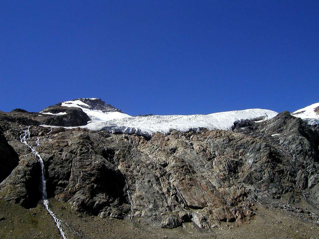 Östlicher (east) Simonyspitze, 3448m from the east side.