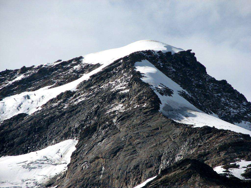 The SE ridge of Östlicher Simonyspitze, 3448m.