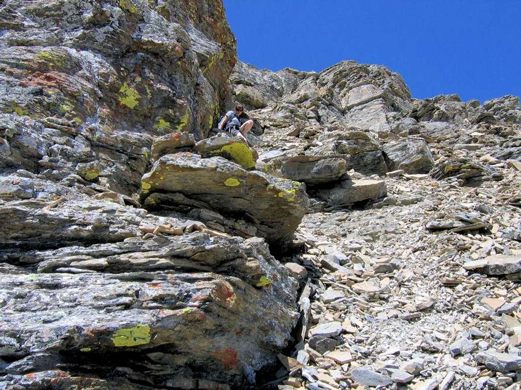 The treacherous summit-block cliffs...