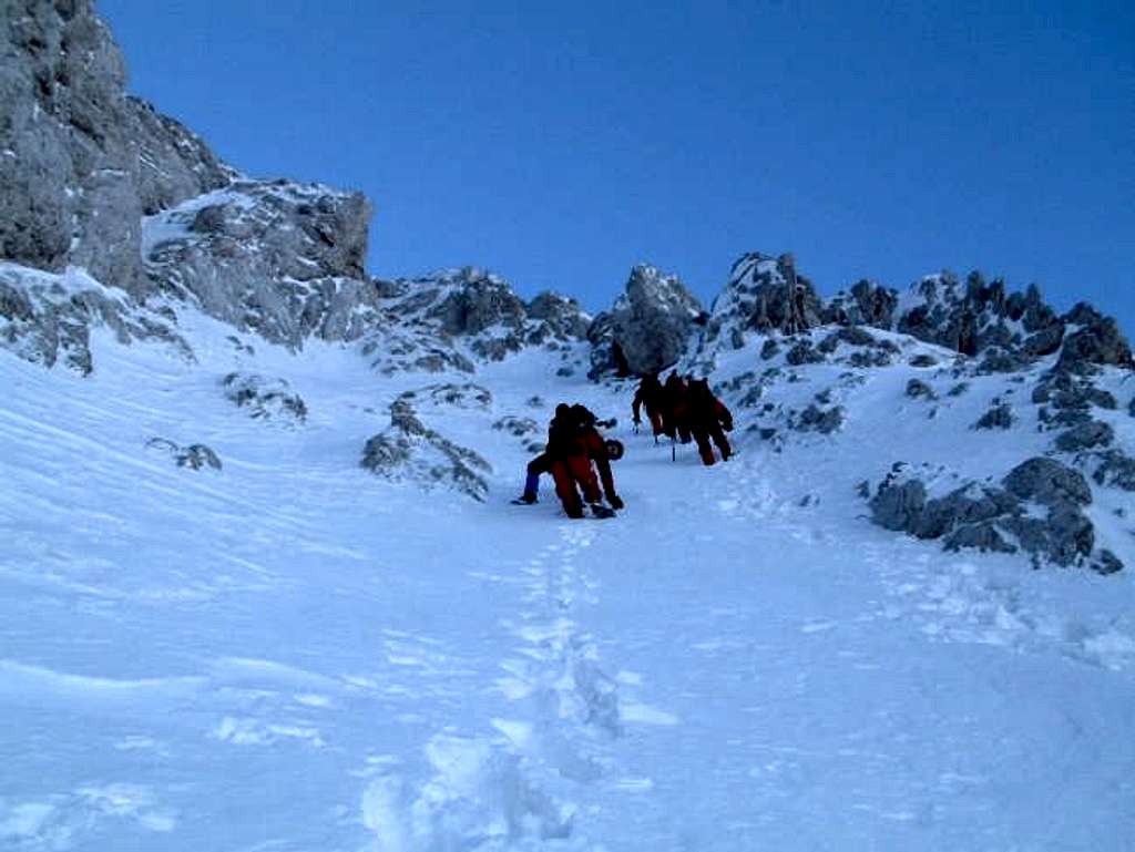 Climbing in Verdet´s couloir...