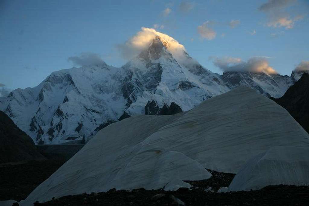 Masherbrum (7821m), Karakoram, Baltistan