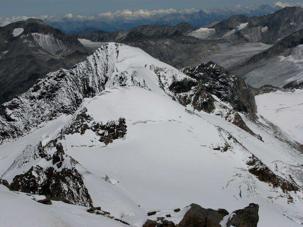 View from the summit of Simonyspitze, 3488m.