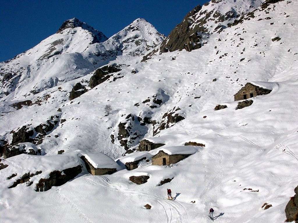 Ski-mountaineering in Ribordone Valley
