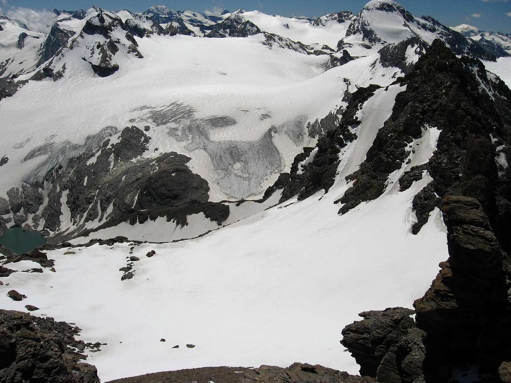 The glacier south of Traversiere.