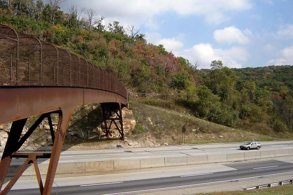 Nearby Laurel Highlands Trail bridge over PA Turnpike