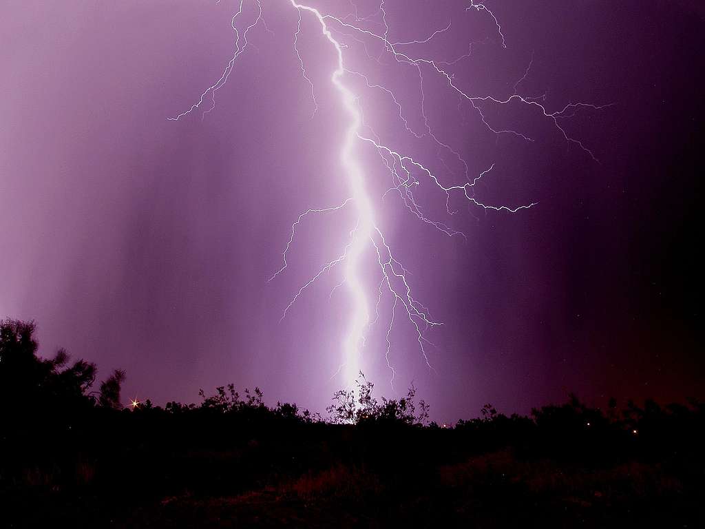 Lightning in the CA High Desert