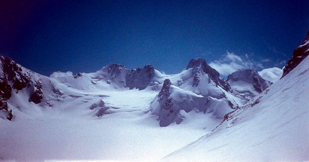 Karaugom Iceshield Plateau