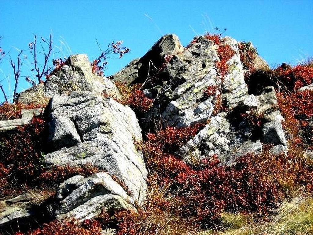 Rocky ridge of Wetlinska Meadow