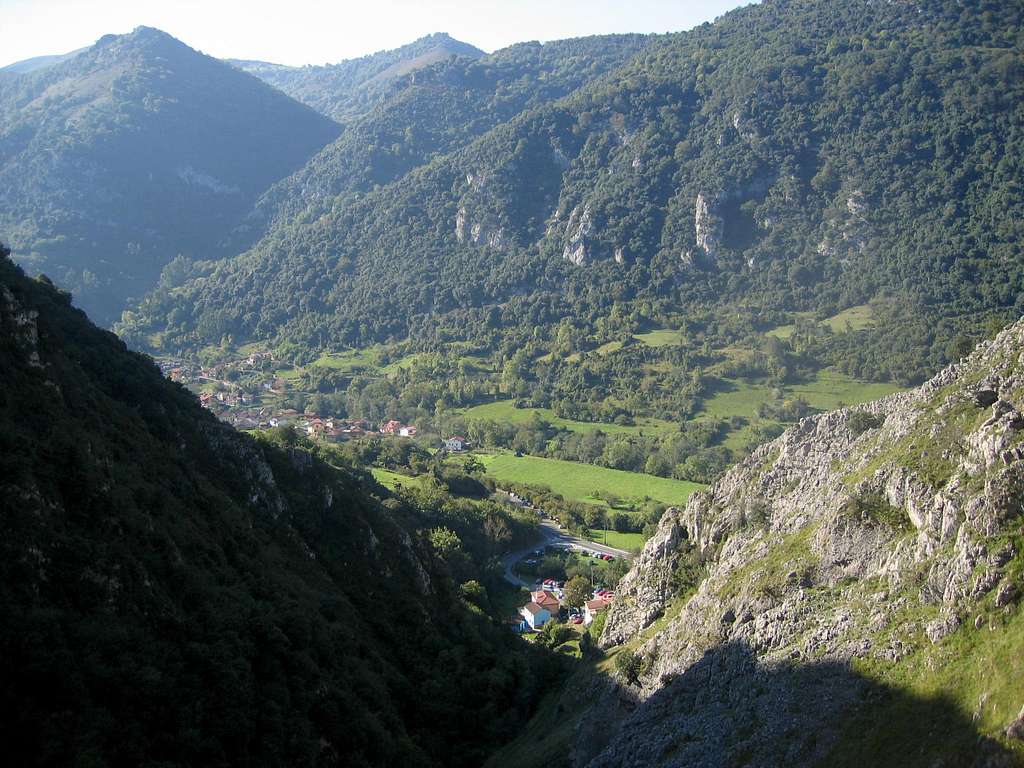 Villanueva view from the trail