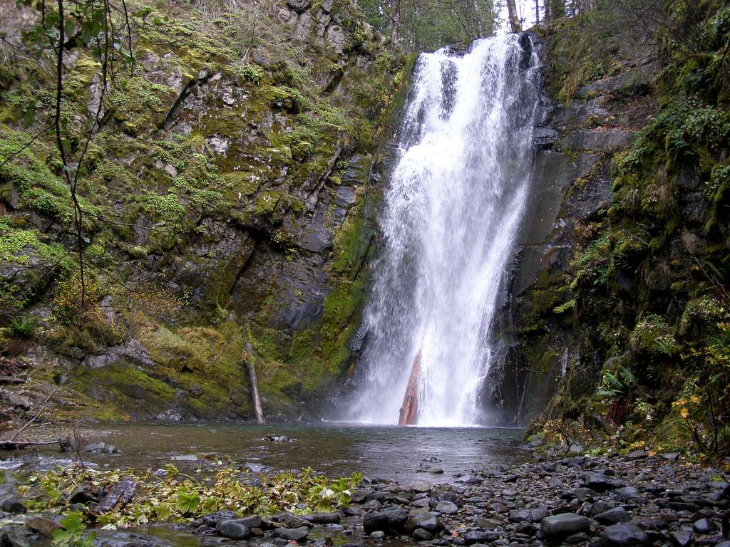 Chinook Creek Falls
