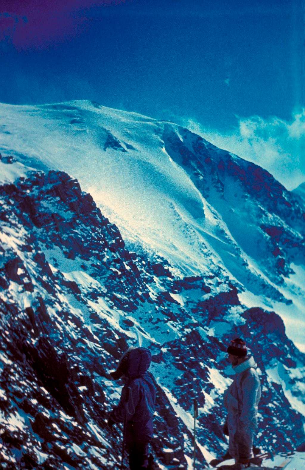 Ak-Oyuk Peak (3690 m), Altay
