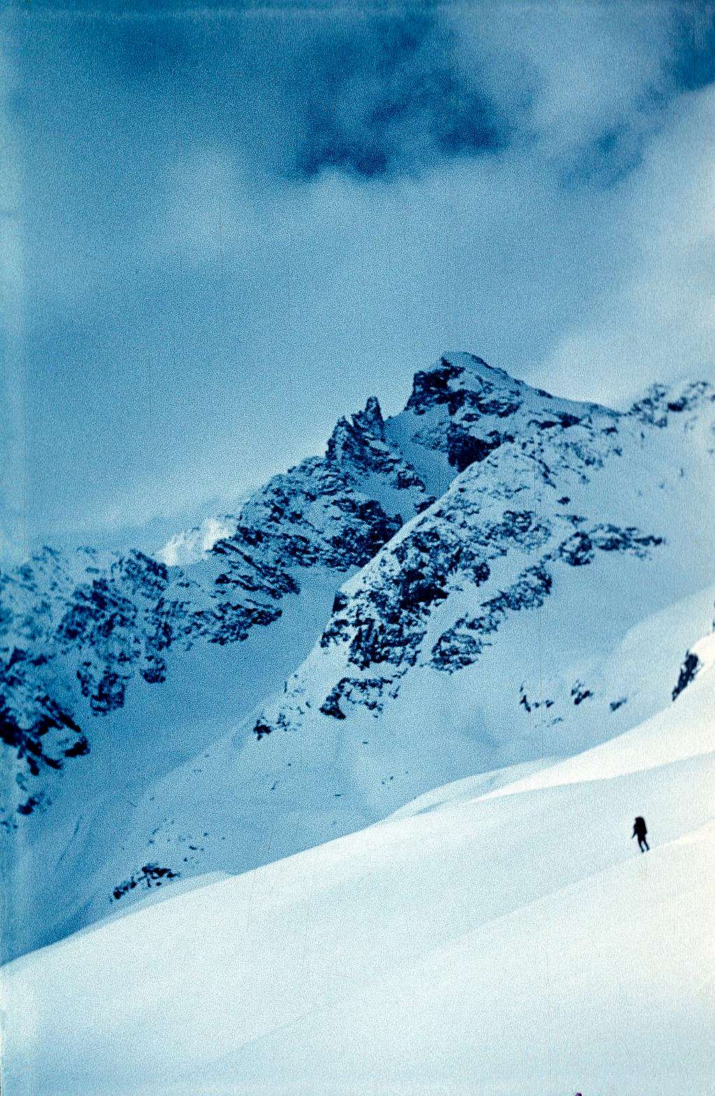 High traverse to Ioldo-Ayry Glacier, Altay